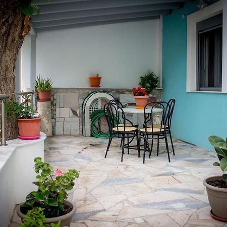 Spacious Apartment In The Heart Of Pythagorion Exterior photo
